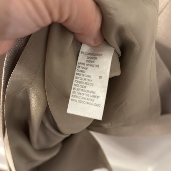 Beautiful Dress - Picture 6 of 6